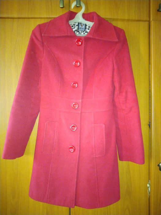 Пальто женское осеннее 42 размера