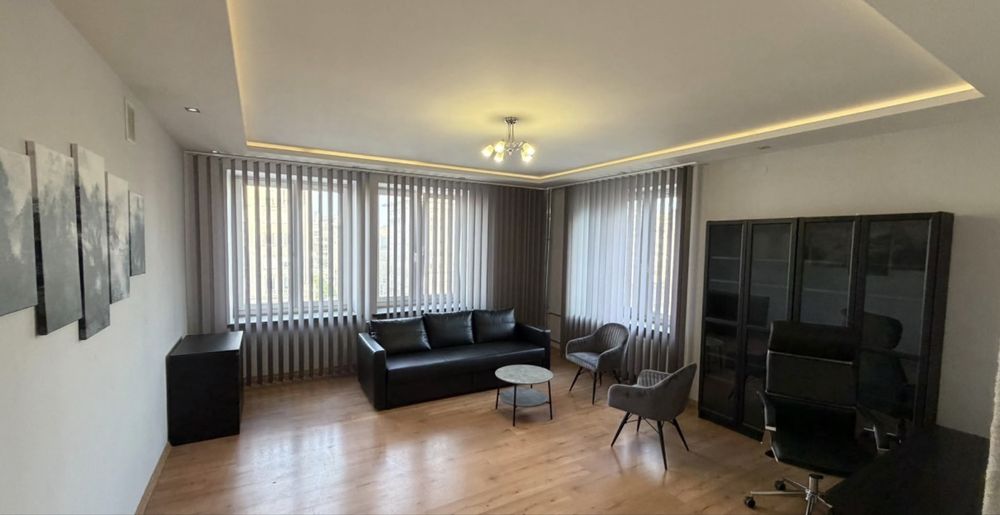 Biuro do wynajęcia | Marszałkowska 53 | 2 pokoje + pokój socjalny | parking