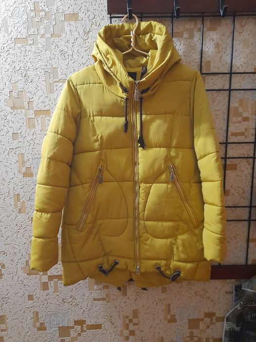 Куртка женская утепленная.