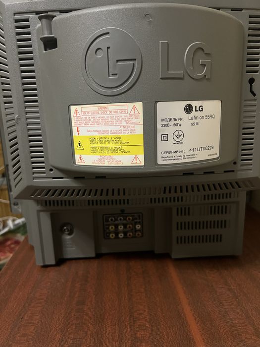 Телевізор LG , діагональ 55, плаский екран,