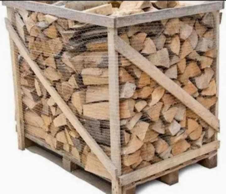 Lenha de pinho seca 35€ o metro cubico