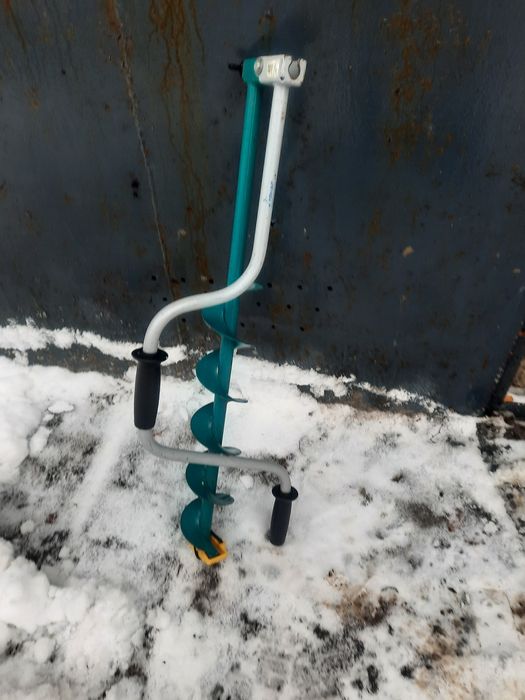 Продам ледобур тонар.