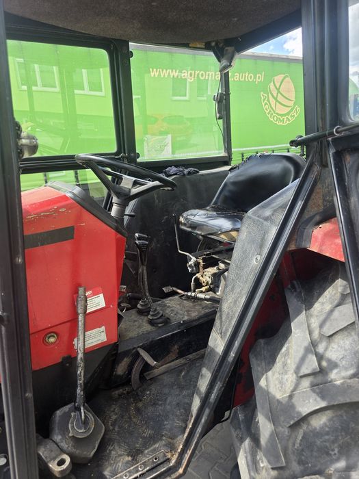 Ciągnik rolniczy Massey Ferguson 273 z Niemiec