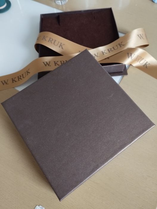 Duże pudełko na biżuterię