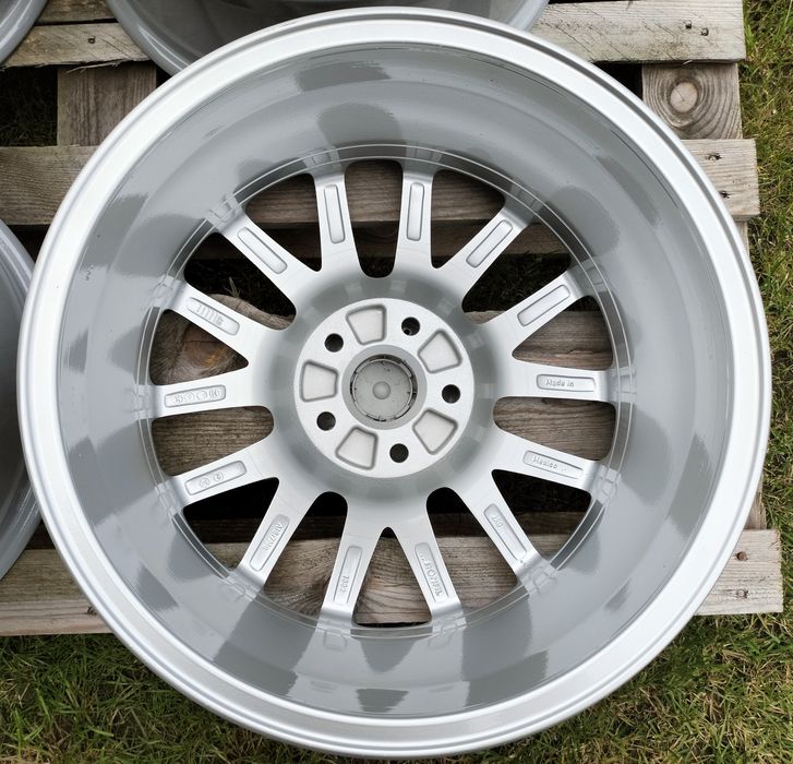 Felgi Oryginał VW Golf GTI Sharan Caddy Touran jetta 5x112 7x17 ET54