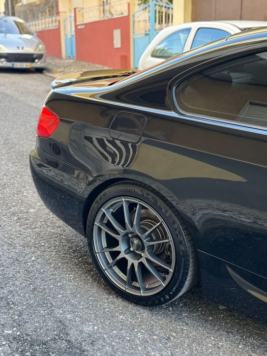 BMW 320d coupé E92 Pack M - LCI