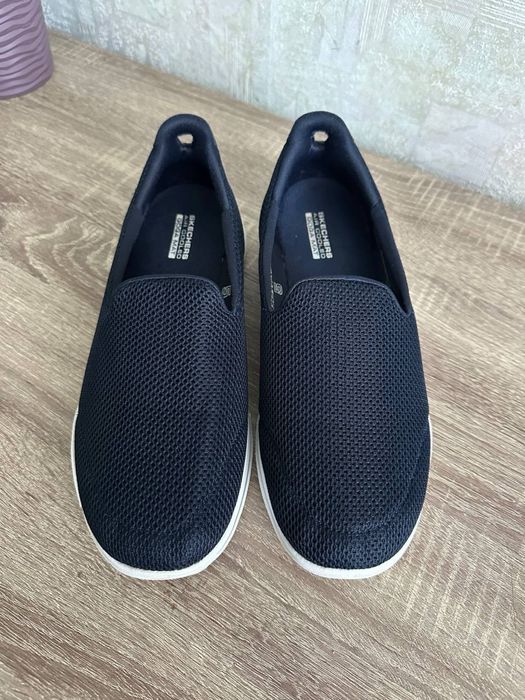 Фірмові мокасини Skechers