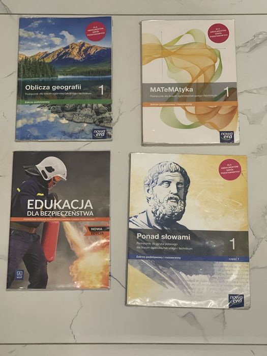 Nowe podręczniki klasa 1 polski 1 , Matematyka 1, geografia 1, edb
