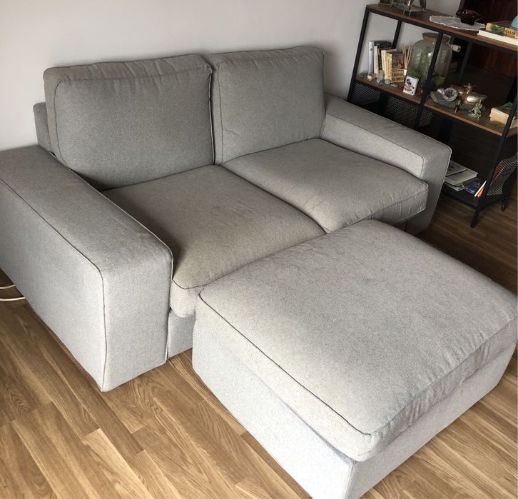 Sofá  + repousa-pés IKEA