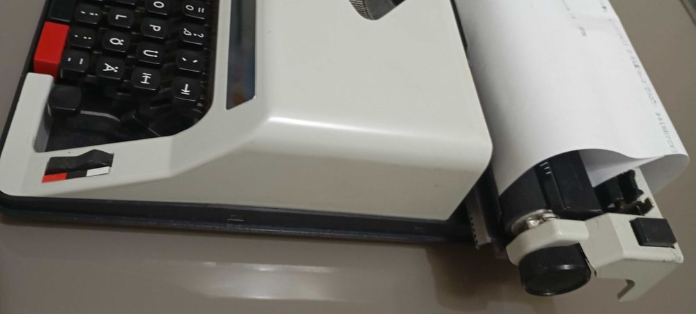 Máquina escrever sigma sm 1100