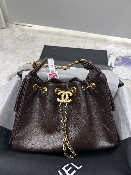 Сумочка в стилі Chanel