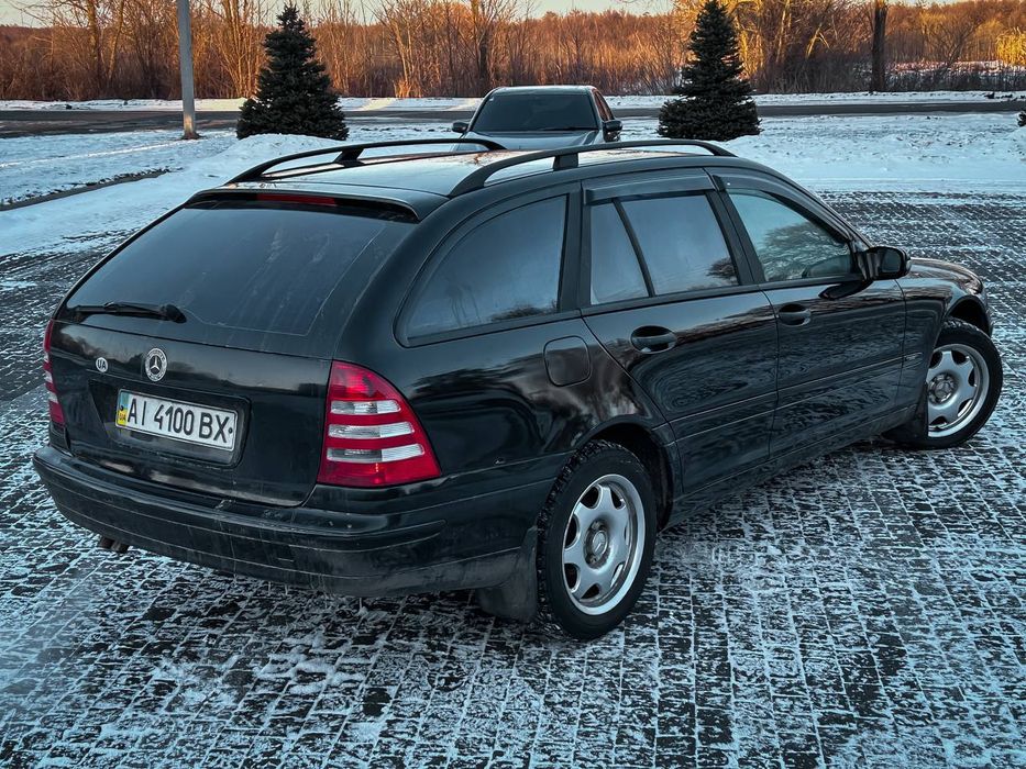 Продам авто mercedes c-203 2003року