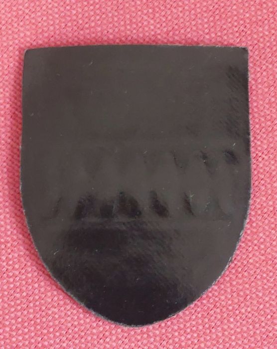 Crachá, Emblemas militares