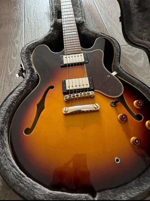 Guitarra Eléctrica Epiphone Sheraton Ii