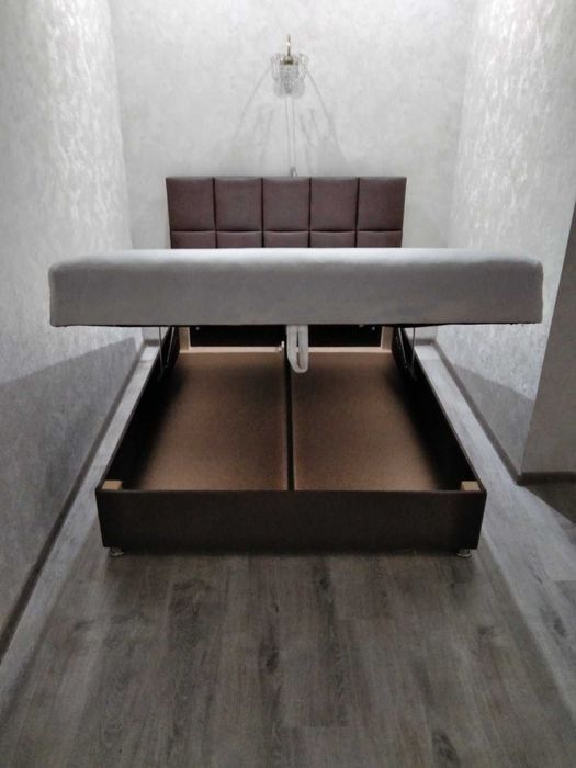 Ліжко 160×200 з підйомним мех. та матрасом