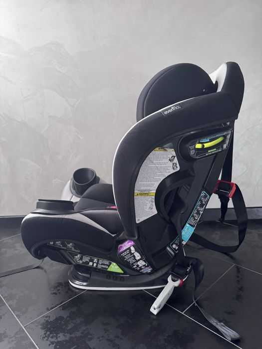 Автокрісло Evenflo,група 1-2-3
