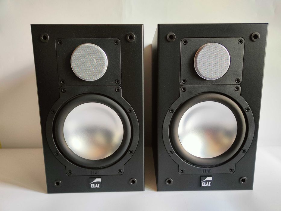 ELAC CL 82 kolumny podstawkowe monitory
