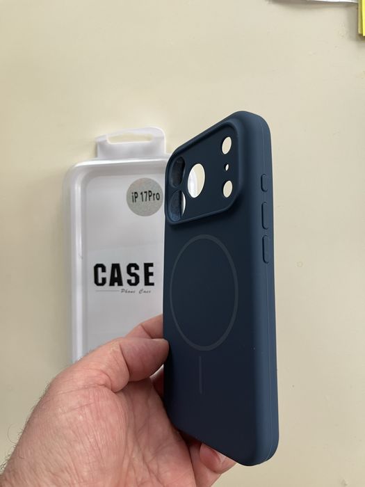 Чехол iPhone 17 Pro ) новый