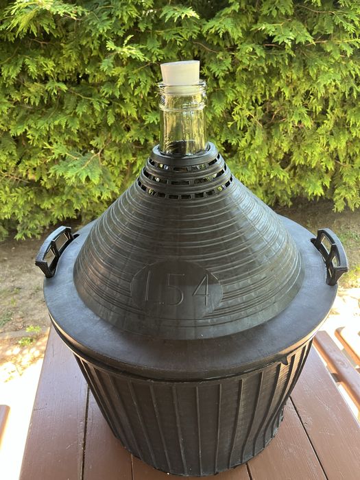 Balon, gąsior 54l z koszem