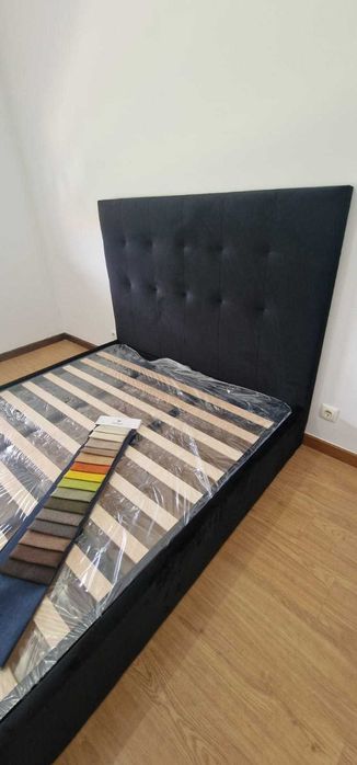 Camas De Casal Estofadas Top de Gama 190x140m Estrado Incluído 199€ !!
