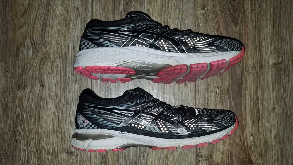 Buty ASICS GT-2000 8 Gel 39/40 25cm sportowe biegowe czarne lekkie BDB