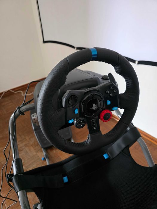 Logitech G29 c/pedais+Playseat Challenge X Logitech G Edition