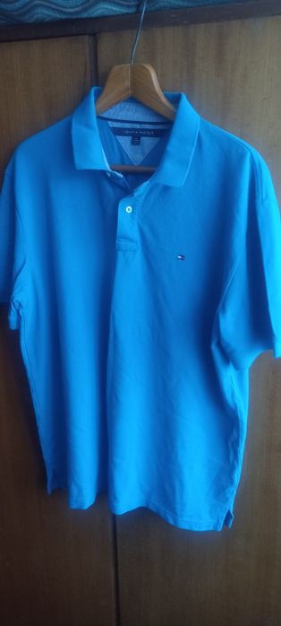 Продам мужскую футболку