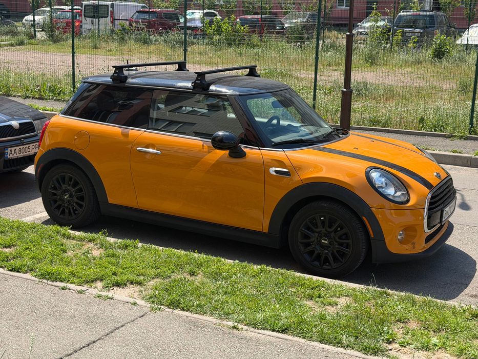 Поперечини багажник для вашого MINI від Thule