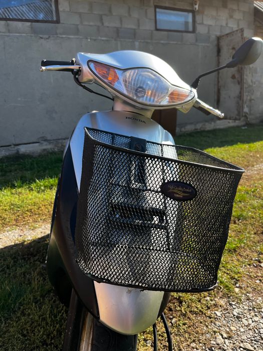 Скутер Honda DIO