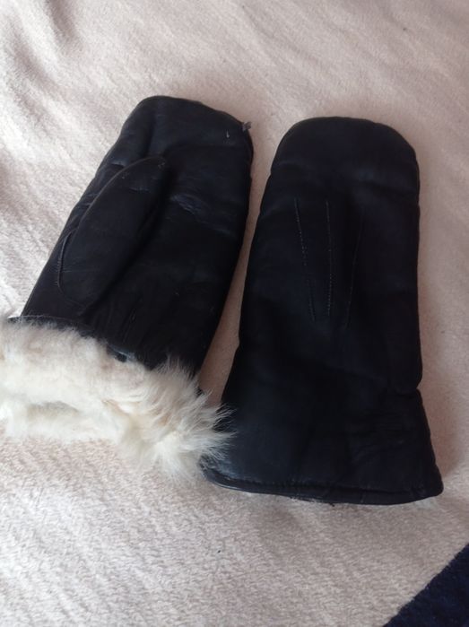 Зимние варежки теплые