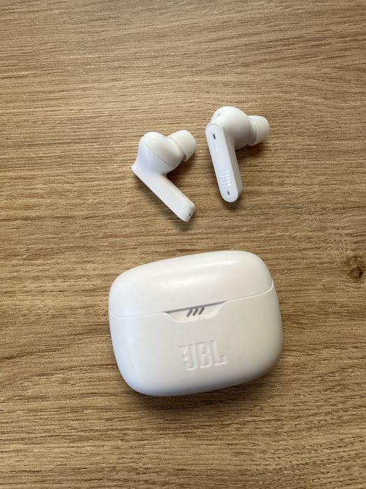 Sluchawki JBL Tune Beam