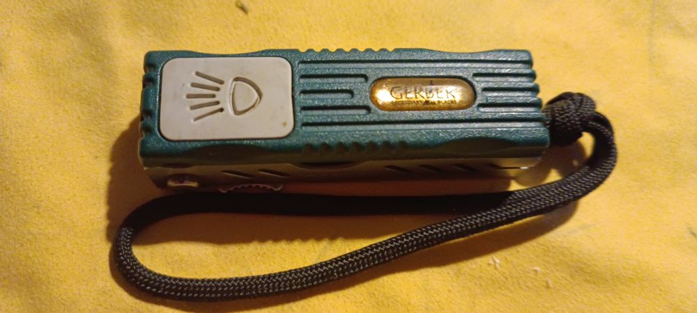Multitool Gerber Lite biały kruk