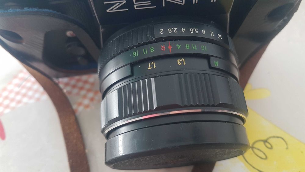 Máquina fotográfica Zenit TTL