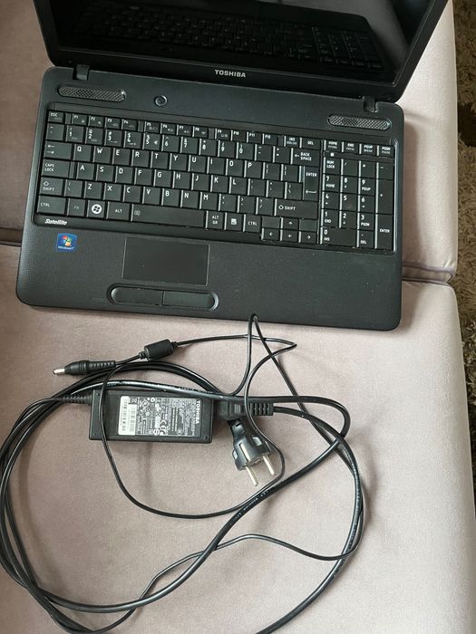 Laptop Toshiba komputer