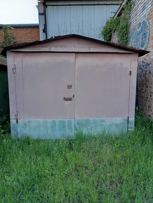 продам металевий гараж