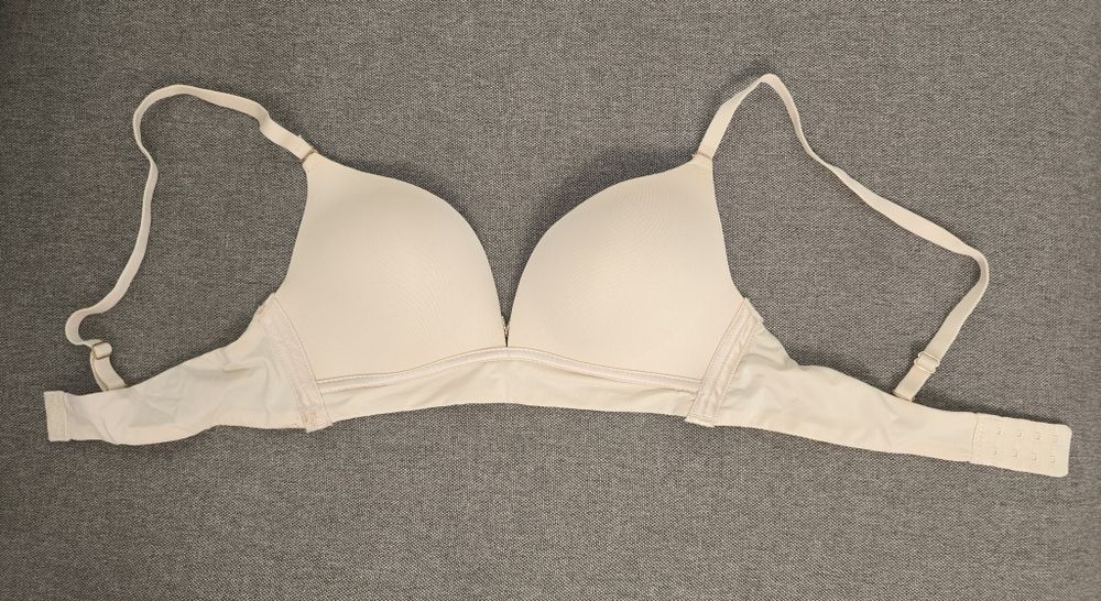 Бюстгальтер спейсер