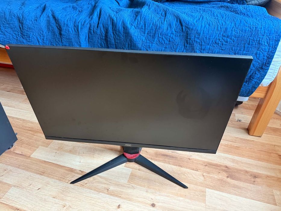 Komputer gemingowy plus monitor