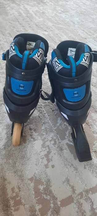 Ролики Маратон в отличном состоянии.