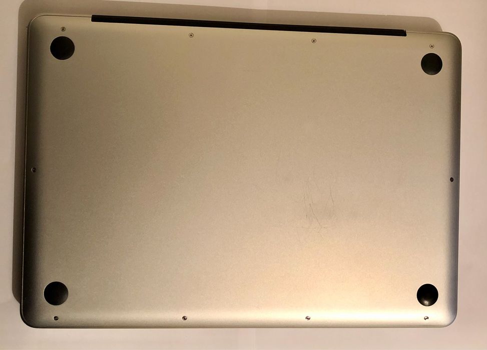 Macbook pro 13” medados 2010 para peças
