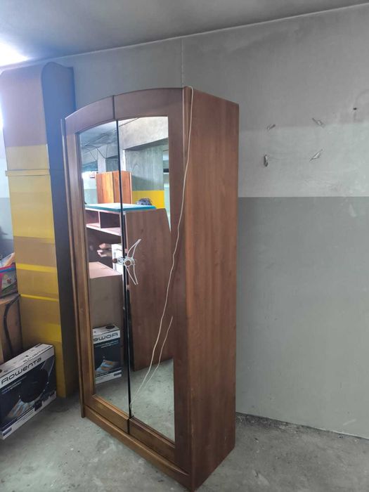 Móvel de Sala em cerejeira