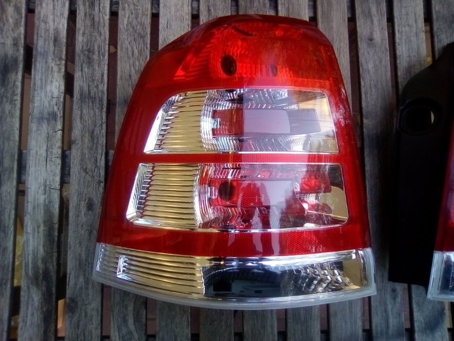OPEL ZAFIRA B LIFT 2008 lampy tyl komplet idealne