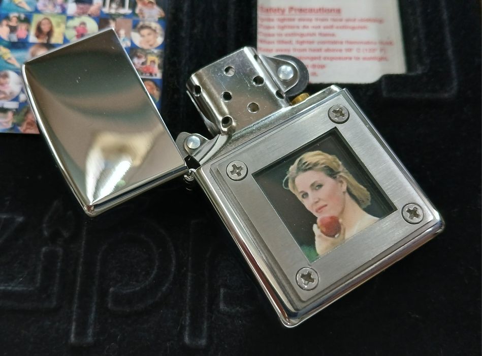 Isqueiro Zippo Frame Collection