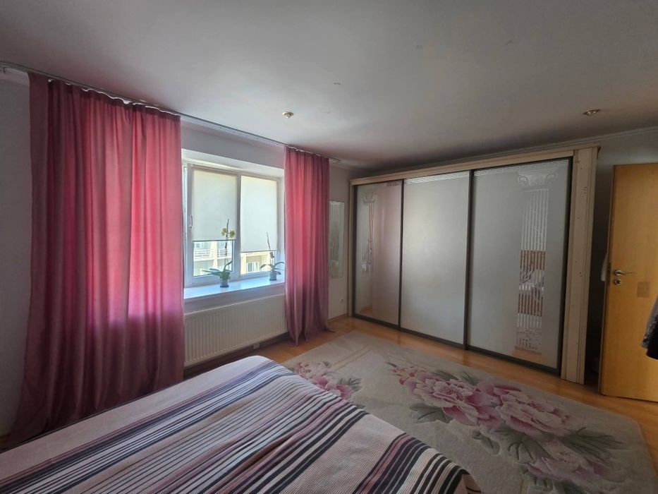 Продаж 3 кім квартири в Центрі