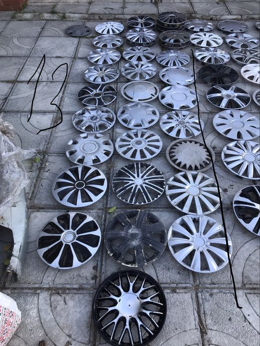 Колпак на колесный диск