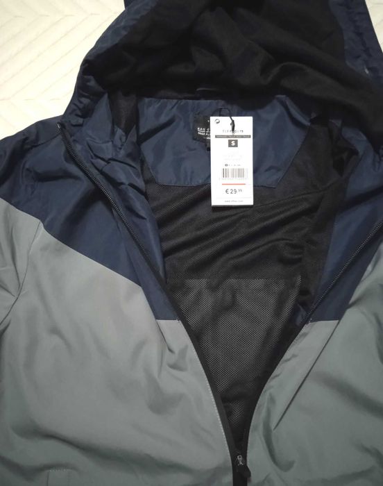 Casaco Tiffosi C/ Capuz - NOVO - Envio Grátis