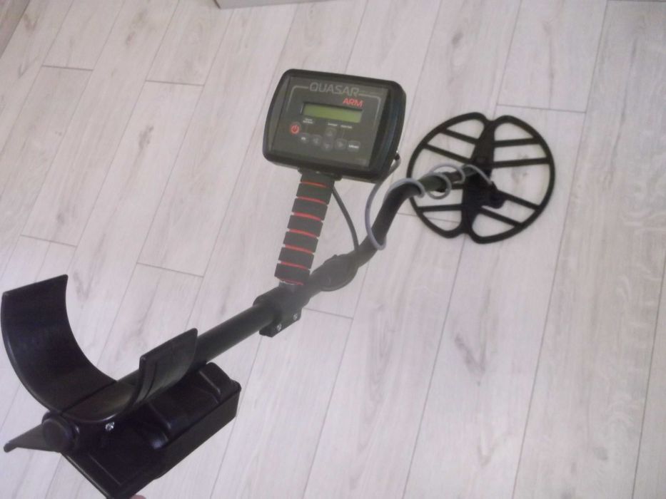 Quasar ARM wykrywacz metali /   Detektor metalu