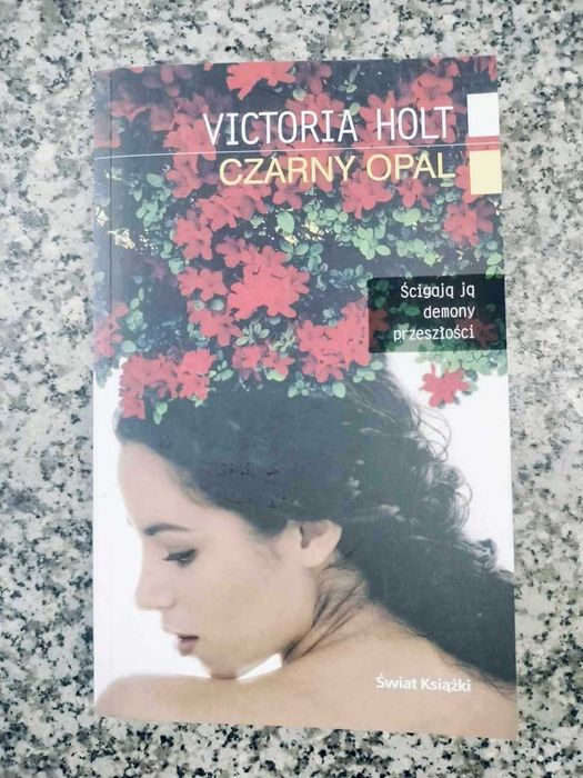 "Czarny opal" Victoria Holt