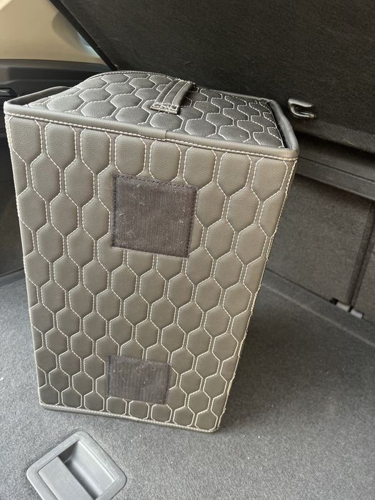 Бокс Wellmats в авто VW R-Line