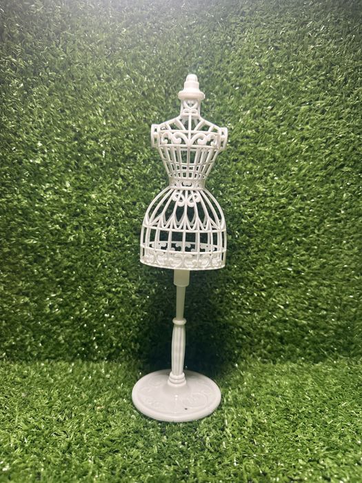 Ляльковий манекен (аксесуари для ляльок)