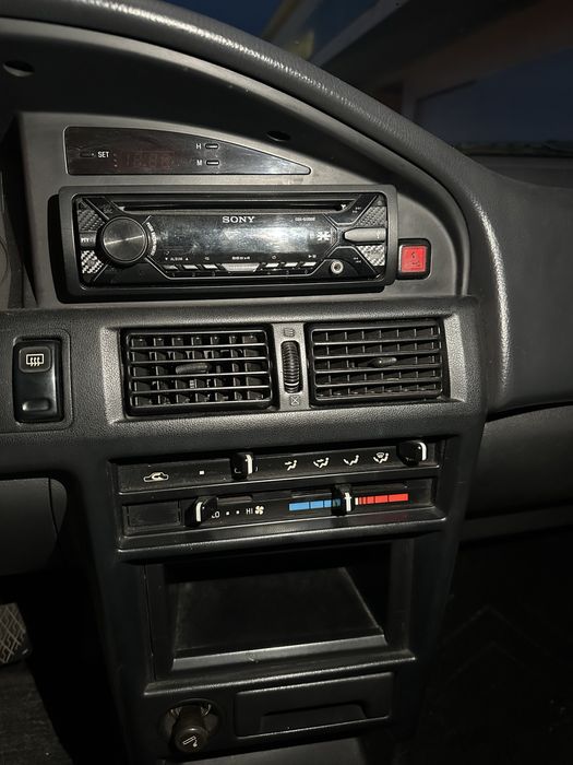 Toyota Corolla e90 1.2